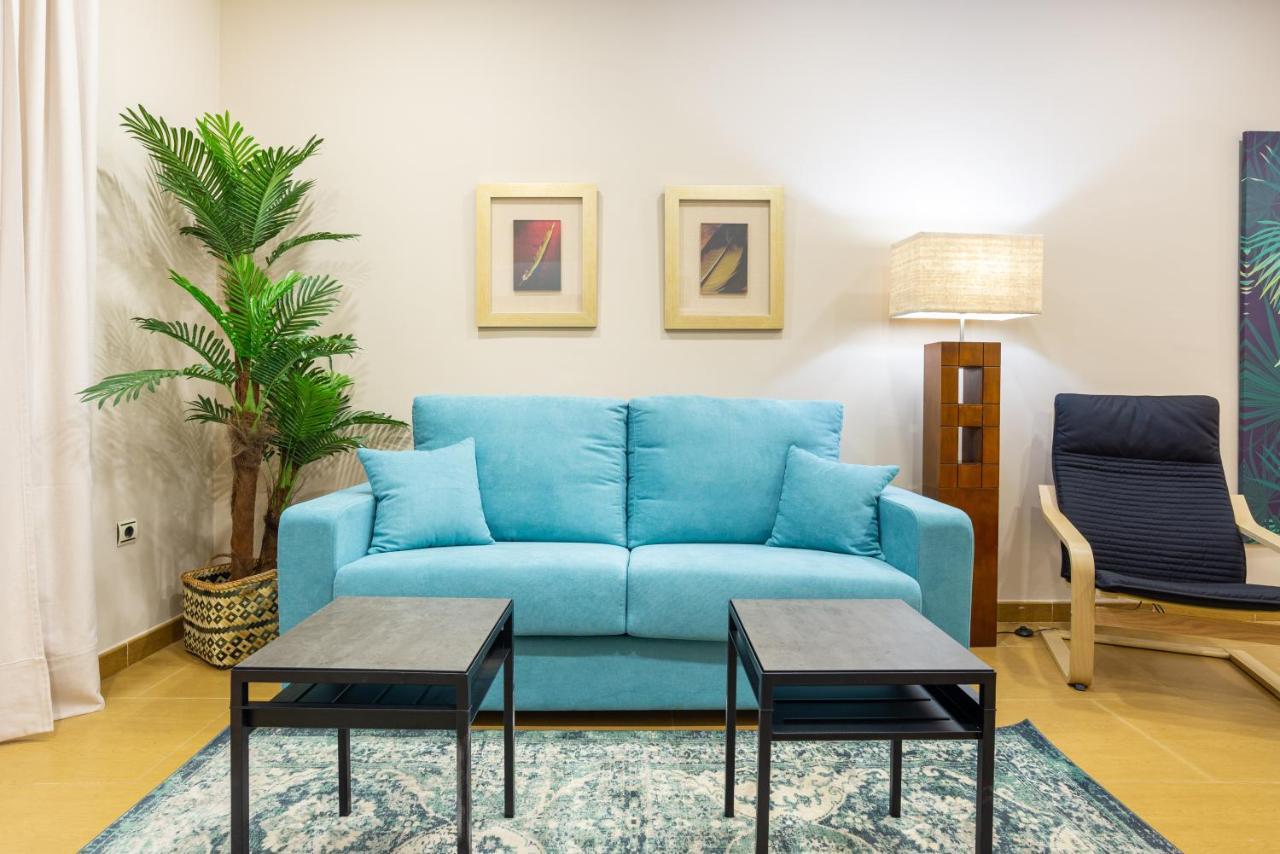 Dobo Malaga Puerto Apartment Luaran gambar