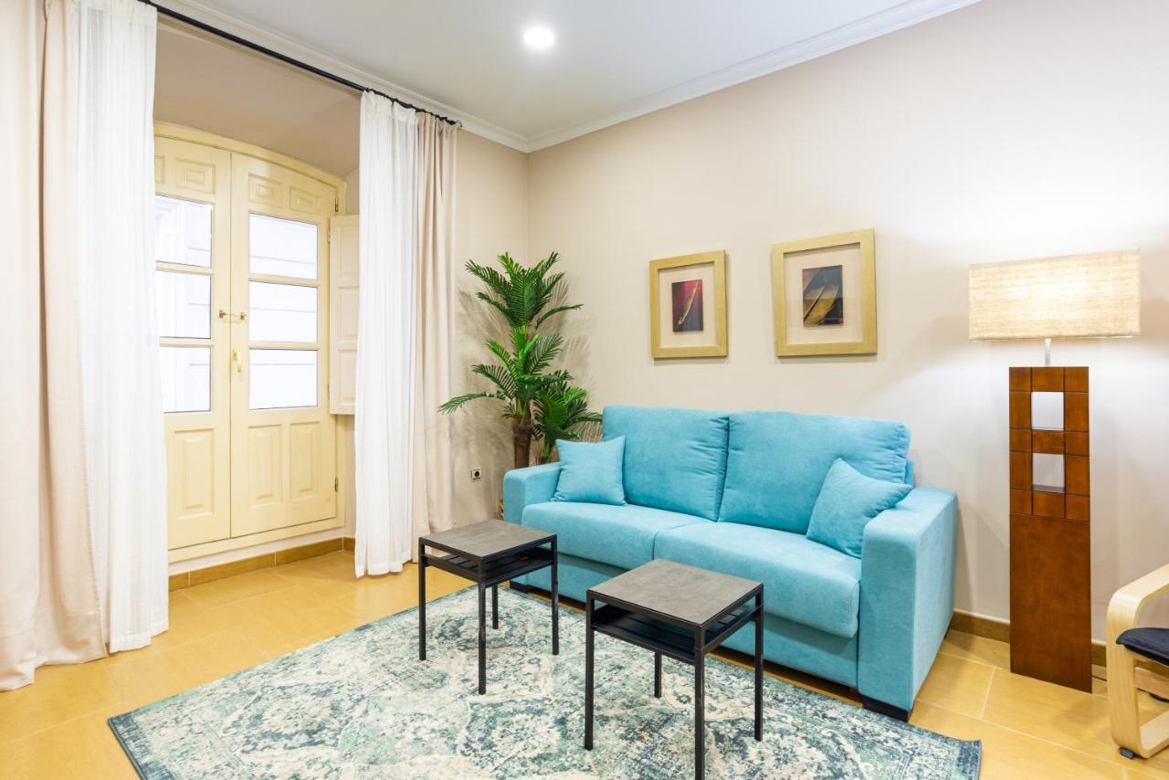 Dobo Malaga Puerto Apartment Luaran gambar