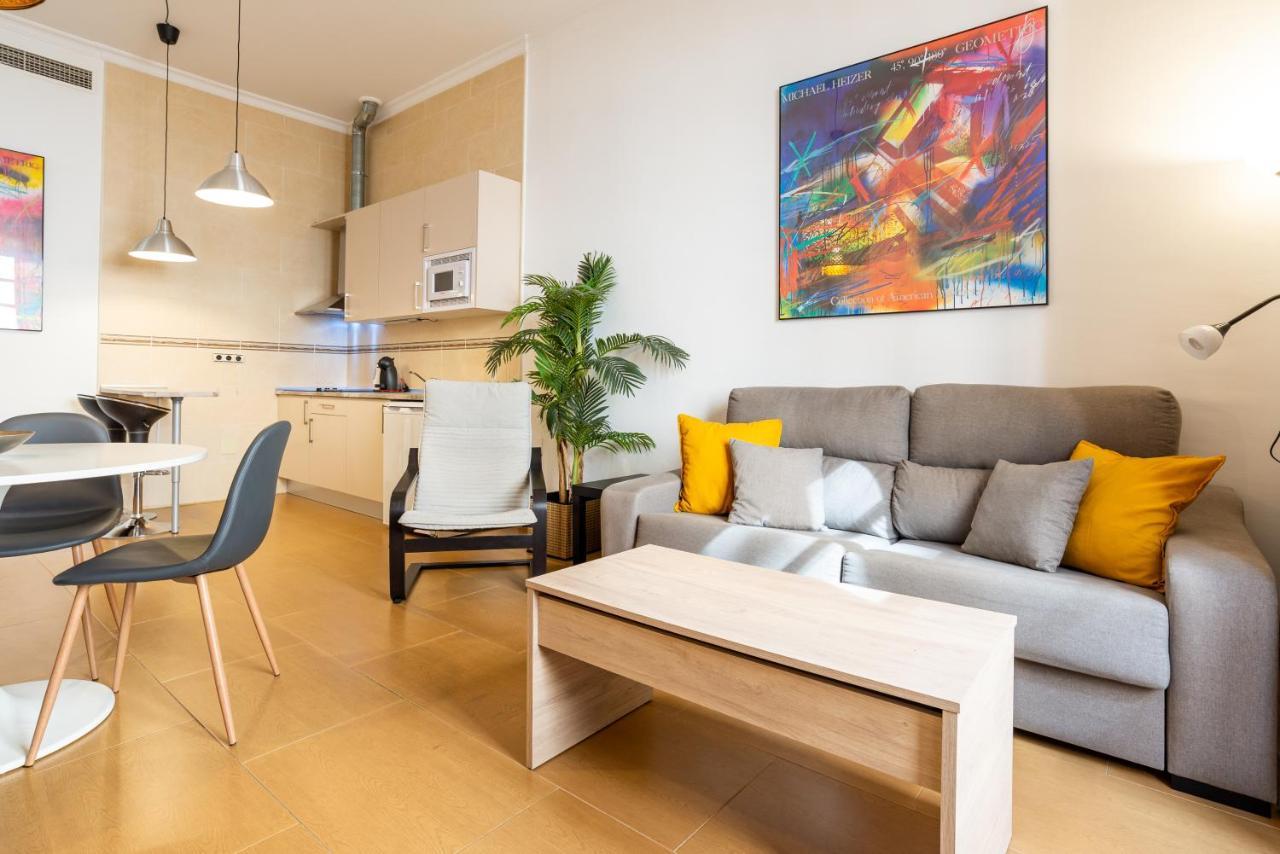Dobo Malaga Puerto Apartment Luaran gambar