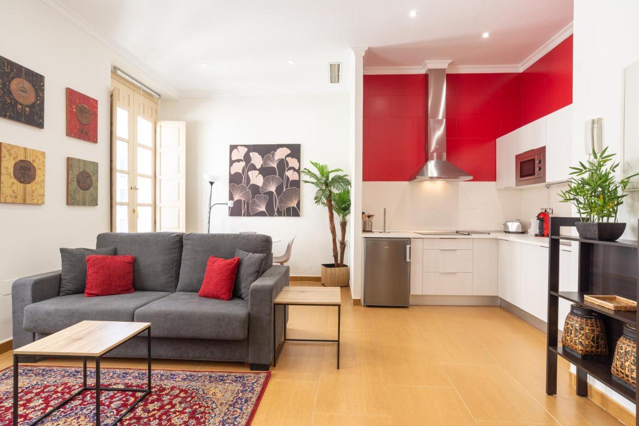 Dobo Malaga Puerto Apartment Luaran gambar