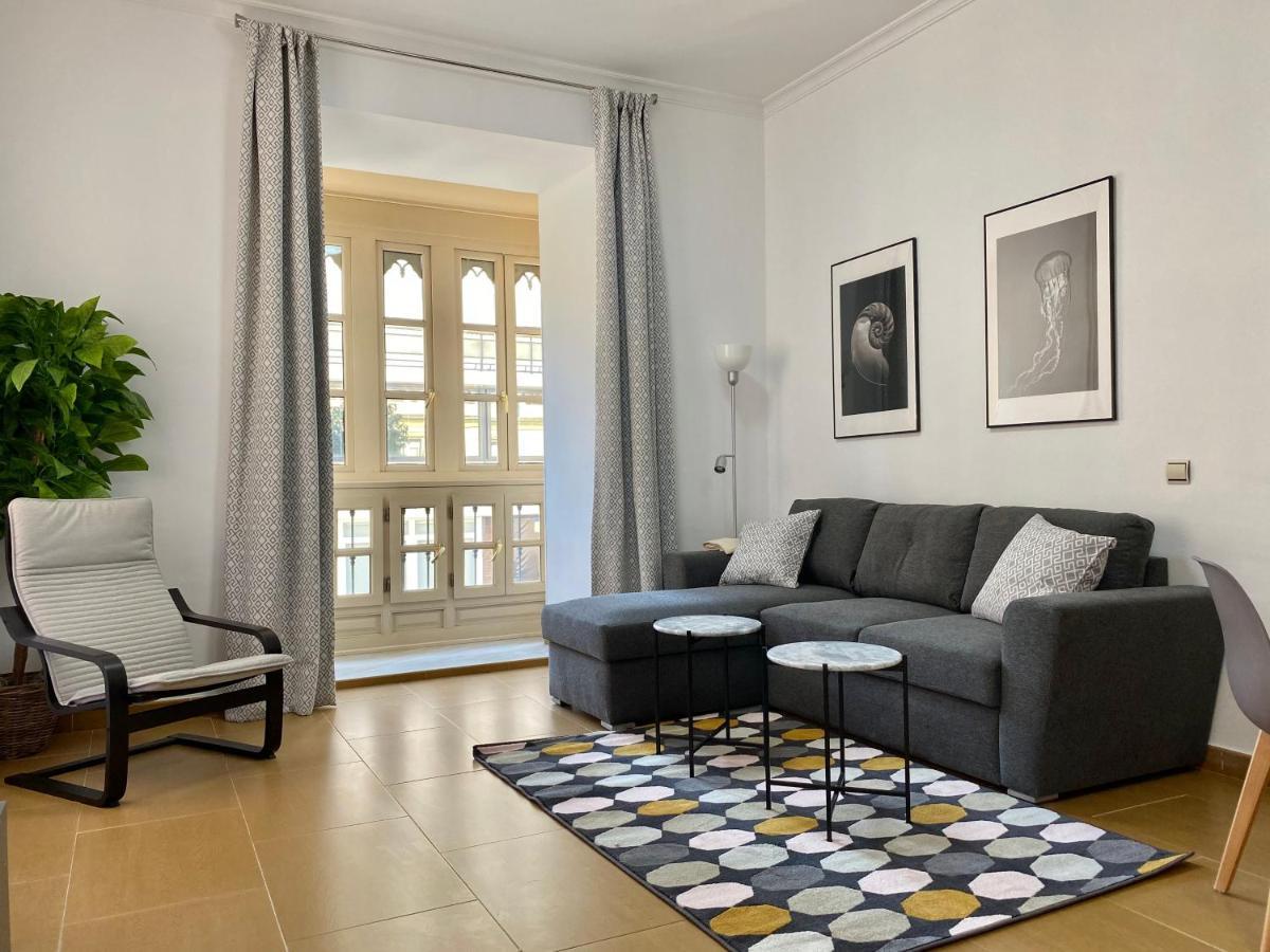 Dobo Malaga Puerto Apartment Luaran gambar