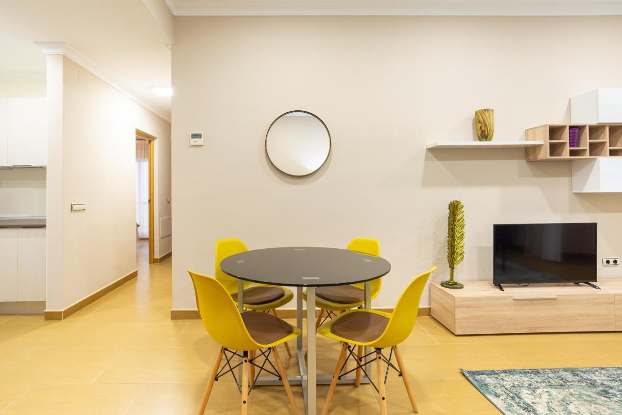 Dobo Malaga Puerto Apartment Luaran gambar