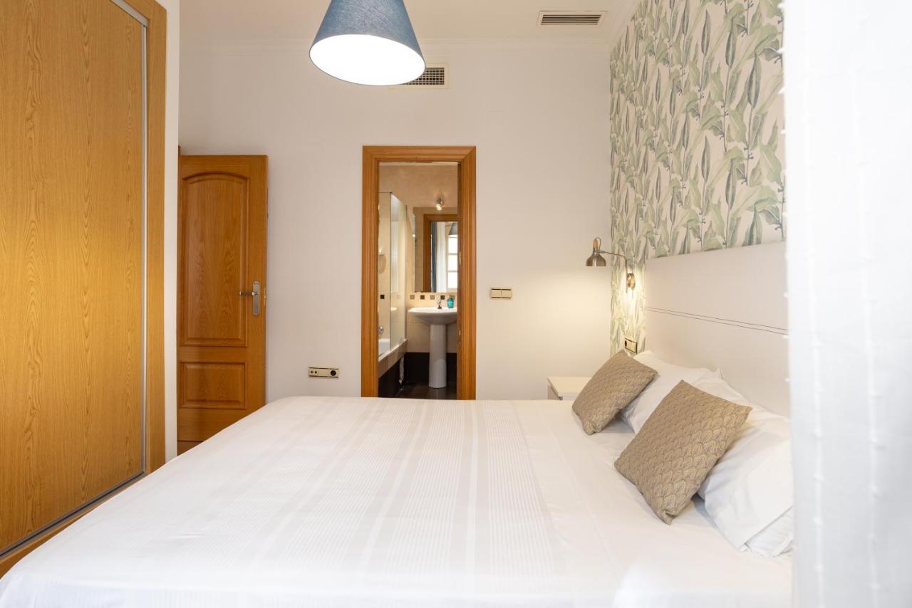 Dobo Malaga Puerto Apartment Luaran gambar