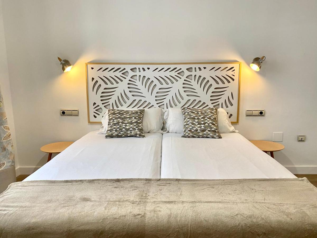 Dobo Malaga Puerto Apartment Luaran gambar